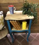 Table de chevet en bois