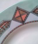 Assiettes Arcopal motif  ethnique - géométrique