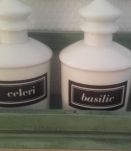 Étagère à épices 