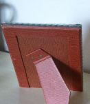 Cadre miroir, interieur en satin rayonne rouge vintage 1950