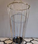 porte- parapluies métal doré et soucoupe terre cuite noire