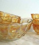 Saladier et 8 coupelles irisés