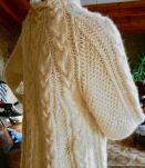 Superbe pull à torsades écru en pure laine