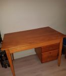 BUREAU VINTAGE DESIGN SCANDINAVE Bureau en bois vintage très