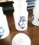 Pots apothicaires en opaline 