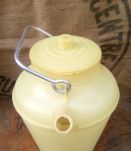 Arrosoir vintage en plastique 