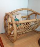 Porte revue en rotin 1950