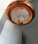 suspension art deco ezan cuivre et verre moulé  hauteur 50cm