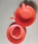 Presse agrumes orange en plastique