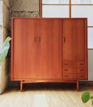 Armoire scandinave  en teck, étagères, penderie dlg G