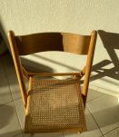 Chaise pliante en bois et rotin 