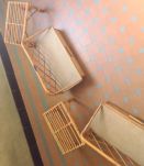 Table de chevet en rotin vintage 