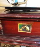 Ancien gramophone  la voix de son maitre avec pavillon en la