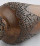 Vase Alsace en bois gravé signé Boli