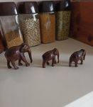 Lot de 3 éléphants en bois 