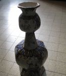 vase bulbe signé Fourmaintraux Desvres
