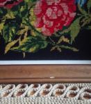 Cadre canevas des années 70/80 - Décor roses 