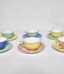  6 tasses et sous tasse colorées pastel