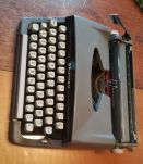 Machine à écrire Brother vintage 