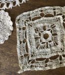 Lot de 5 napperons vintage