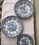 Lot de différentes assiettes  publicitaires BP