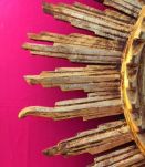 Miroir soleil bois doré à la feuille 50 cm, milieu XXe 