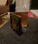 Poudrier métal doré motif couple cerf et biche