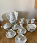 Porcelaine service the cafe