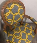 Fauteuil médaillon style 