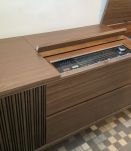 Meuble hifi vintage grunding des années 1970.