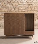 Buffet bas sur-mesure, en noyer, équipé de rangements vinyle