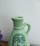 Pichet à huile d'ilove