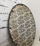 Cadre avec fleurs sous verre