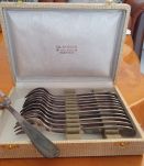 Christofle 12 fourchettes à huitre  modèle Marot