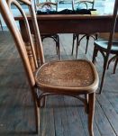 16 Chaises bistrot 