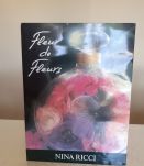 PRESENTOIR -Vintage Nina Ricci Fleur de Fleurs