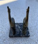 Cale-livres en marbre