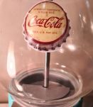 Distributeur de bonbon, chewing gum, cacahuète verre et meta