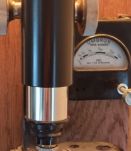 Applique style indus de créateur. Bois et laque.