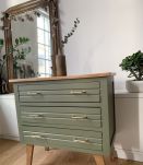 Commode vintage
