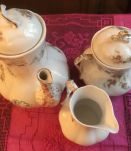 Service à thé en porcelaine de Limoges à décor floral