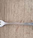  12 fourchettes à huitre en métal argenté Christofle XXème