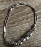 Parure collier et bracelet argentés perles