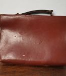 ancien petit sac cartable en cuir marron  année 60