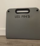 Malette de 65 PIN'S 