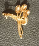 Broche plaquée  or et tourmaline Pommier