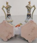 Huilier vinaigrier en faience signé JULES VERLINGUE. 