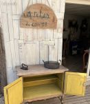 Buffet ou meuble de rangement en bois