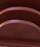 Porte-lettres en cuir acajou