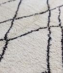 Tapis Marocain Berbère en laine 234 x 140 Cm